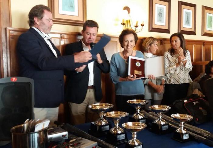 HOMENAJE A DOÑA M. PEPA PUJOL 